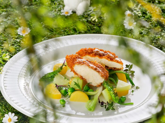 Gebackenes Osterhendl mit mariniertem Bärlauch-Kartoffelgemüse